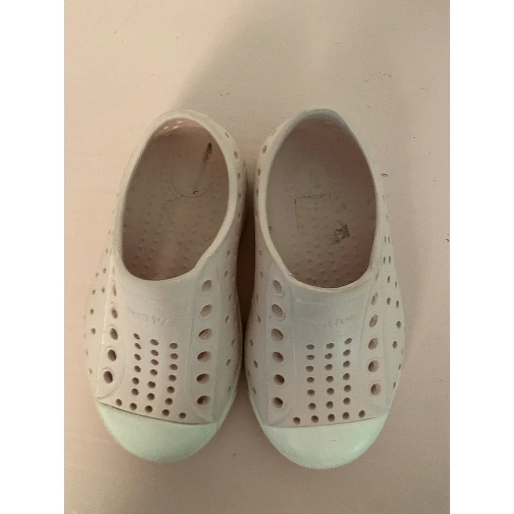 Native excellent preowned